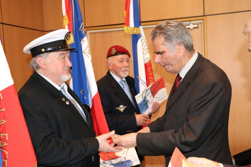 Réunion régionale, Rhône-Alpes, Valence, remise diplôme porte-drapeau, 12 avril 2019