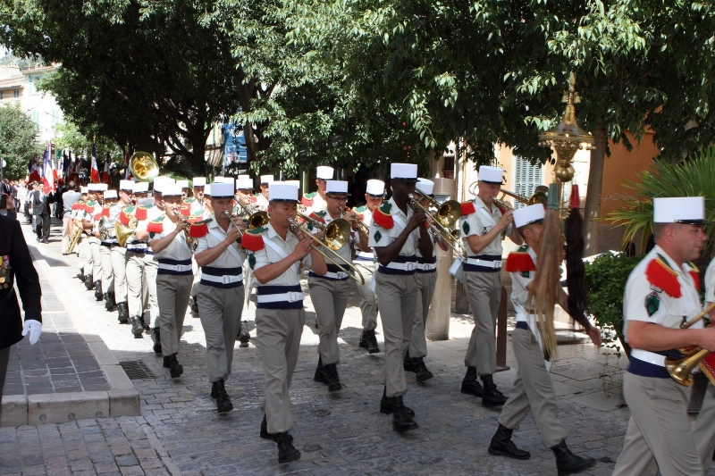 La Musique de la Légion étrangère dans les rue de La Valette du Var