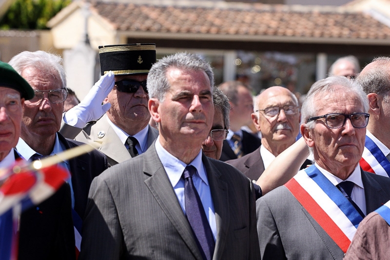 Henri de Bonnaventure, Président des "Gueules Cassées" et M. Jacques Couture, 1er adjoint de La Vzlette du Var