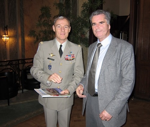 Visite du général Charpentier, Gouverneur Militaire de Paris, 2012